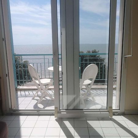 Апартаменты Studio Avec 2 Couchages, Proche Plage, Cuisine Equipee, Fouras - Fr-1-246B-47 Экстерьер фото