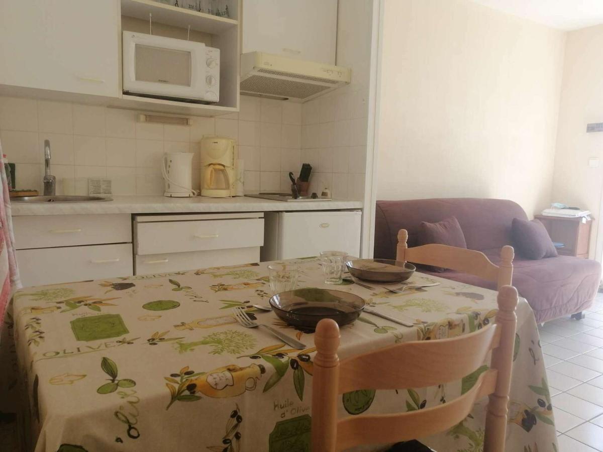 Апартаменты Studio Avec 2 Couchages, Proche Plage, Cuisine Equipee, Fouras - Fr-1-246B-47 Экстерьер фото